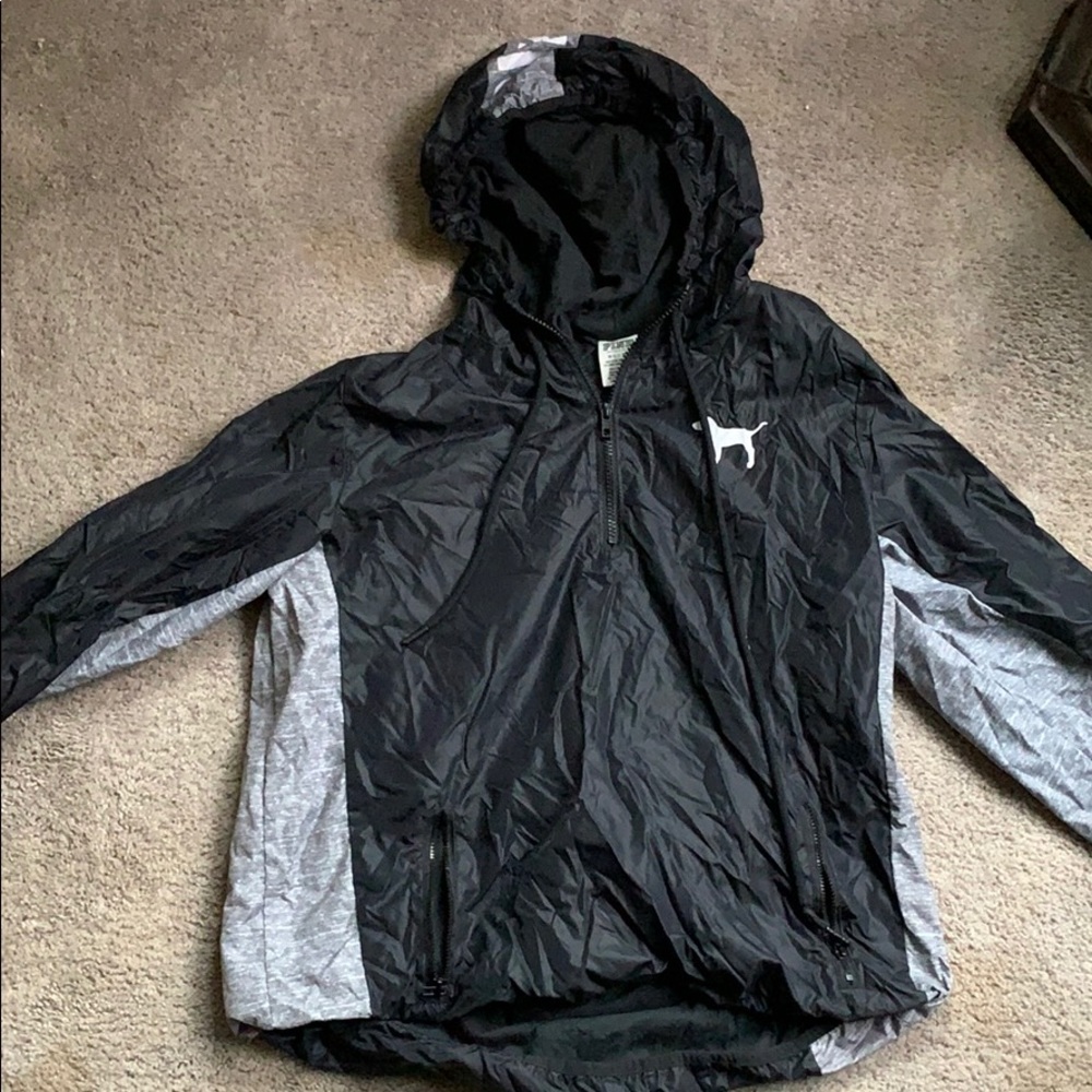 WindBreaker
